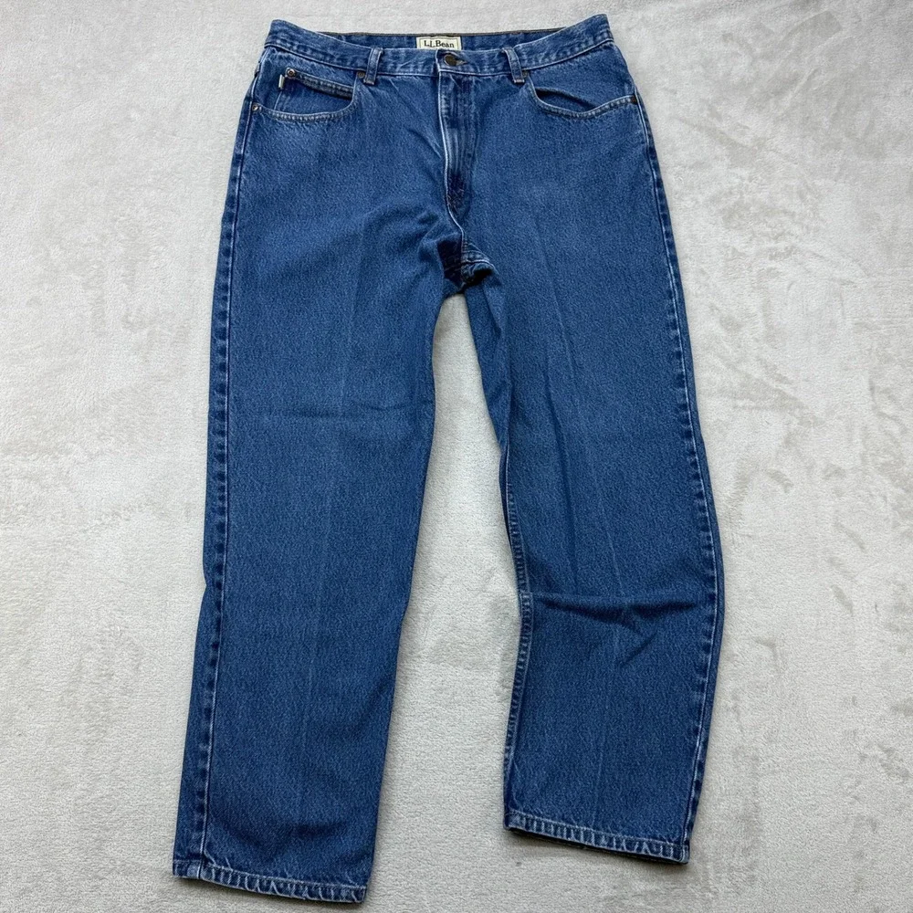 LL Bean Natural Fit Jeans Mens 35x30 Blue Denim Straight Leg 100% Cotton Casual